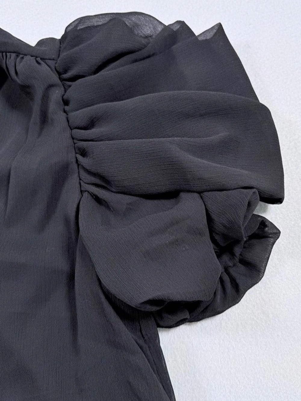 Express V-Neck Puff Draped Short Sleeve Top Black XS - Picture 3 of 7